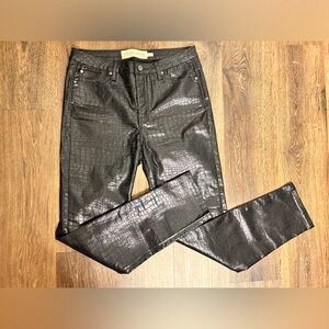Soft Surroundings Pants Women's 8 Black Snakeskin Print Faux‎ Leather Hi Rise